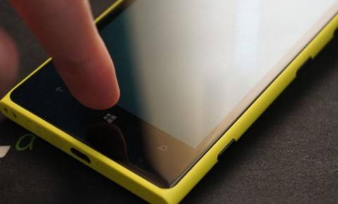 Microsoft patenteia sistema que detecta posição do dedo na tela do celular